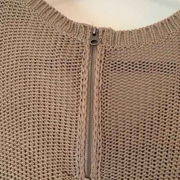 DIVIDED BY H & M BROWN WOMEN’S KNIT SWEATER- RELAXED FIT 6 - Picture 4 of 7